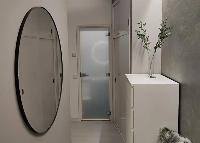 Tyylikaes Asunto Kalliossa Apartment Helsinki